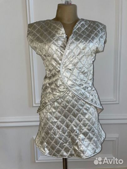 Винтажный костюм стёганый серебряный