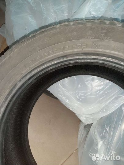 Marshal I'Zen RV Stud KC16 215/55 R16