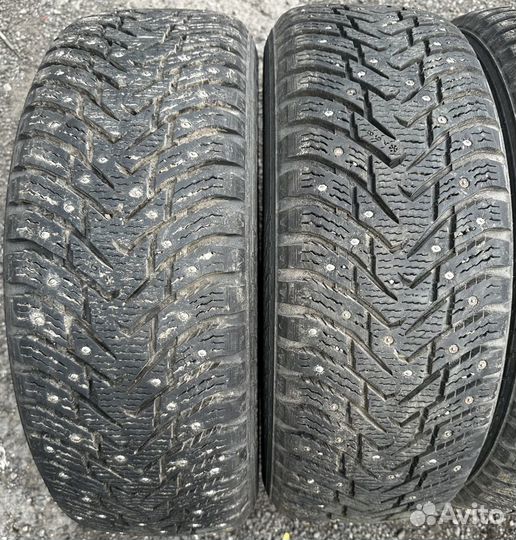 Nokian Tyres Hakkapeliitta 8 SUV 215/60 R17 100T