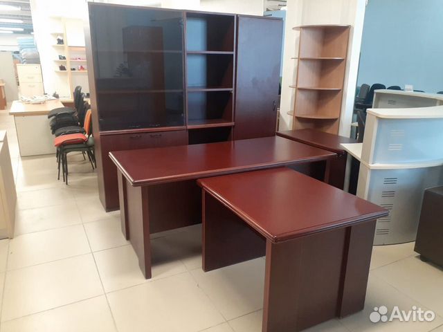 Много офисной мебели б.у. Екатеринбург