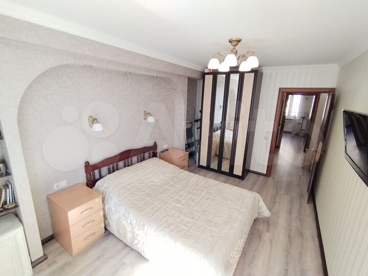 3-к. квартира, 74 м², 5/16 эт.