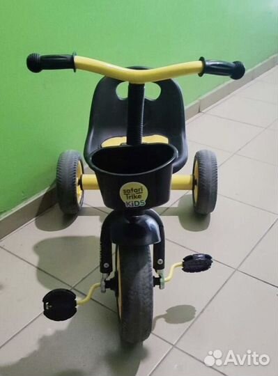Трехколесный велосипед