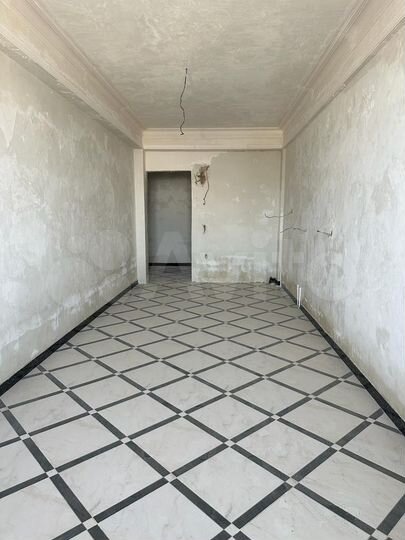 3-к. квартира, 100 м², 2/6 эт.