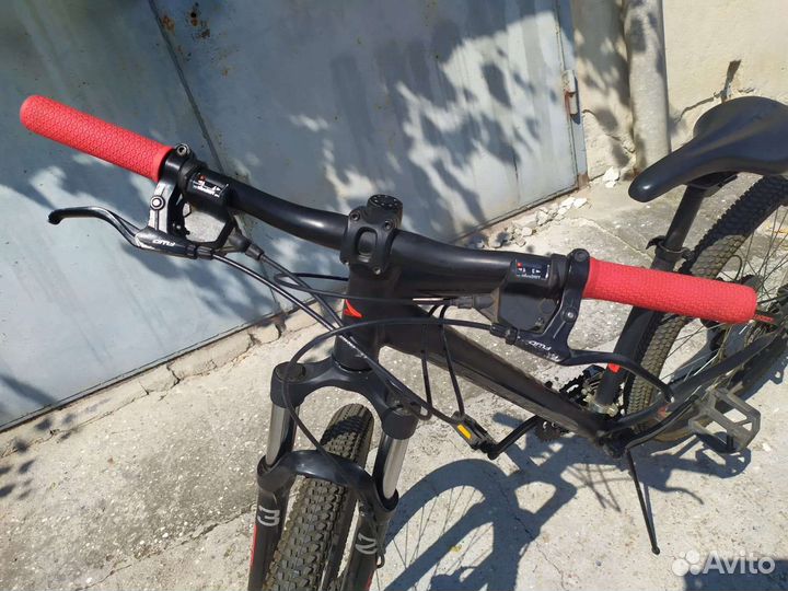 Велосипед Forward Apache 27.5 disk 2.0 бу