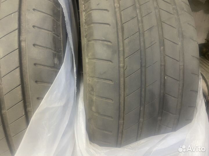 Bridgestone Alenza 001 245/50 R19 105W