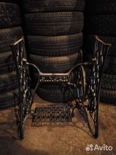 Станина чугунная Зингер под мангал