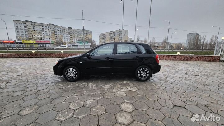 Kia Cerato 1.6 МТ, 2006, 300 000 км