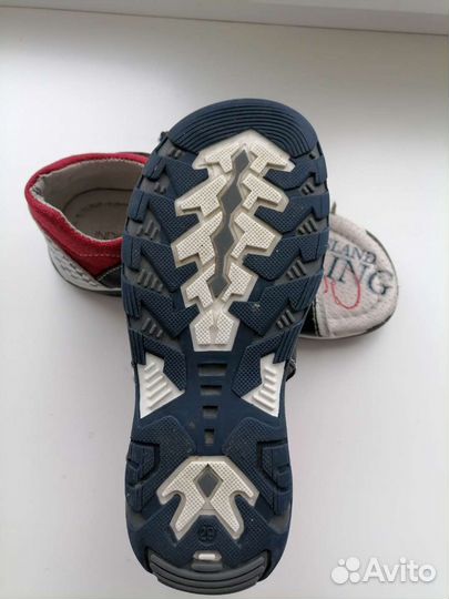 Продам сандали