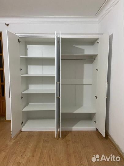 Шкаф распашной