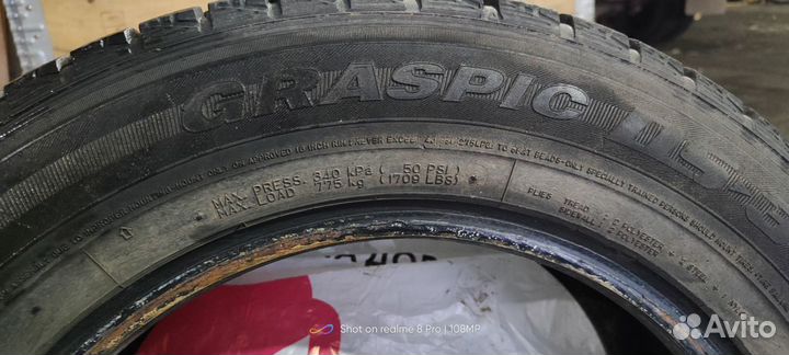 Dunlop Graspic DS3 215/60 R16