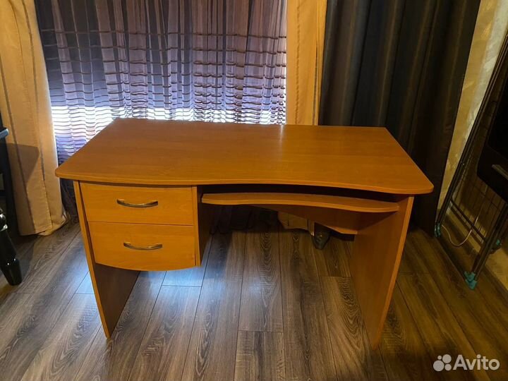 Письменный стол бу