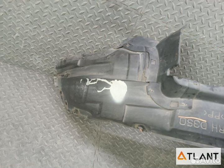 Подкрылок передний правый mazda demio