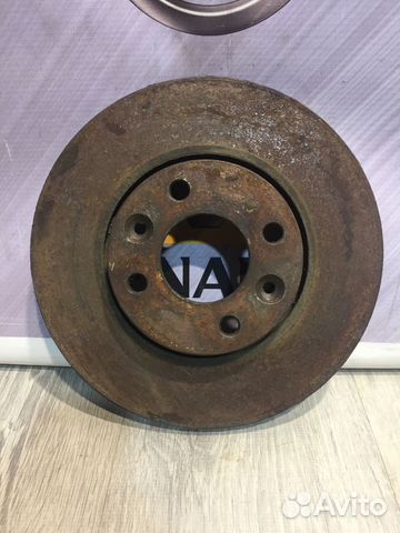 Тормозной диск перед Nissan almera G15 Лев, Прав