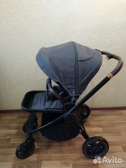 Прогулочная коляска carrello epica