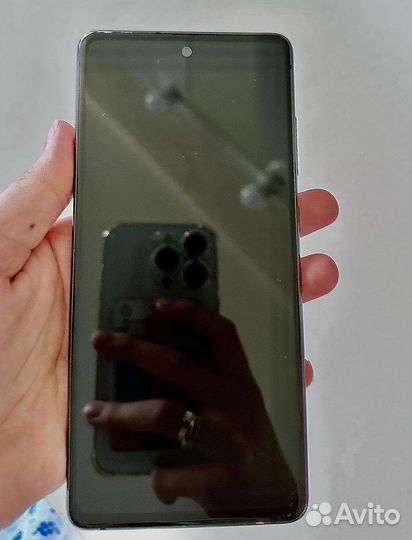 Телефон samsung s20fe