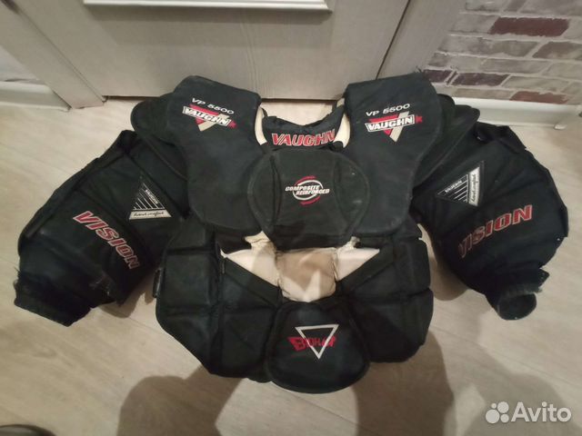 Вратарский нагрудник vaughn