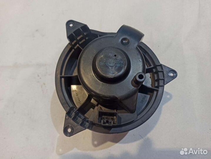 Мотор отопителя Ford focus 1