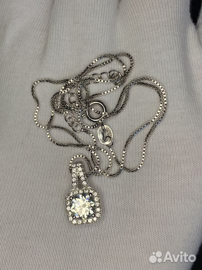 Подвеска с бриллиантом 1 ct