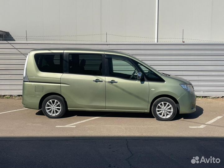 Nissan Serena 2.0 CVT, 2011, 185 000 км