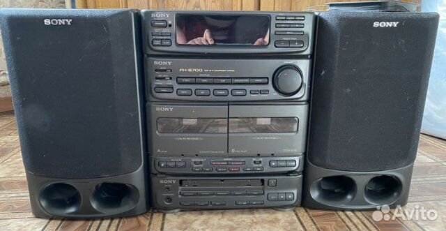 Музыкальный центр»Sony”