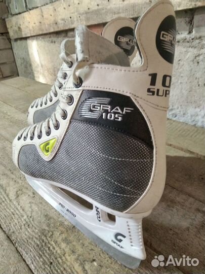 Коньки хоккейные