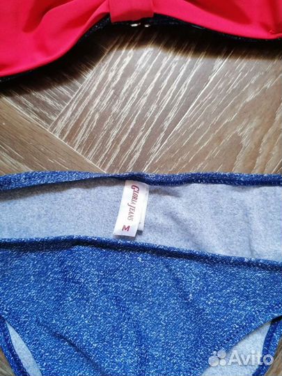 Купальник для девочки и пляжное парео