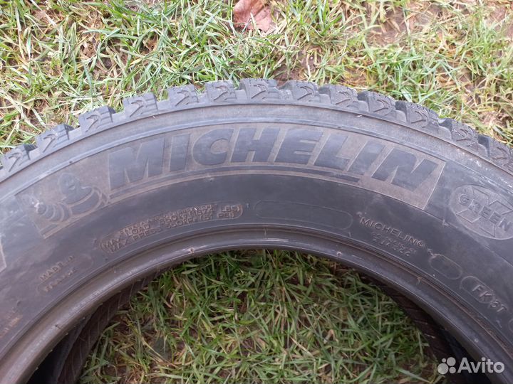 Michelin Latitude X-Ice North 215/65 R17
