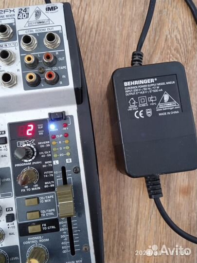 Behringer Eurorack 1202FX микшерный пульт