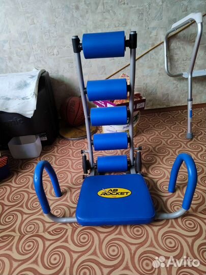 Тренажер для мышц живота и пресса