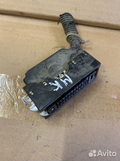 Разъем блока abs geely mk