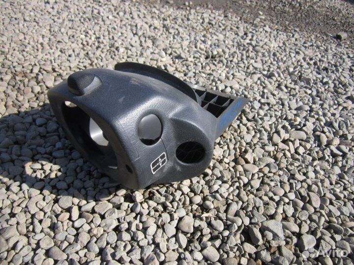 Кожух рулевой колонки Toyota Voltz ZZE136 1ZZ-FE