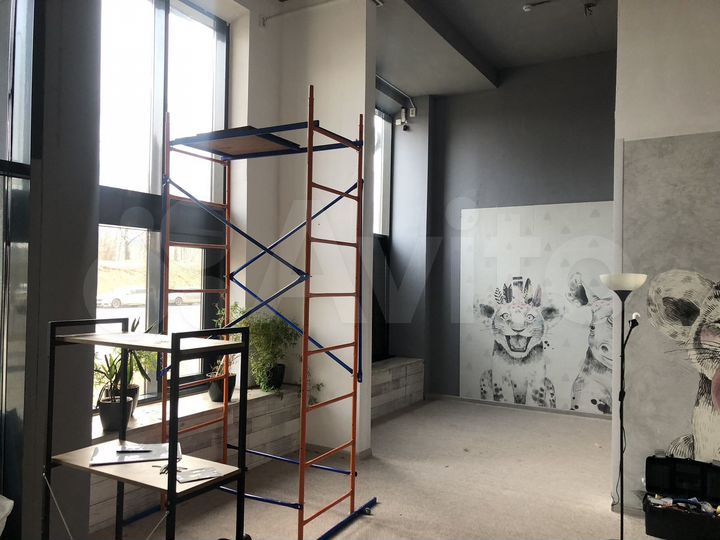 От 22 м2 под салон красоты, услуги, турагентсво