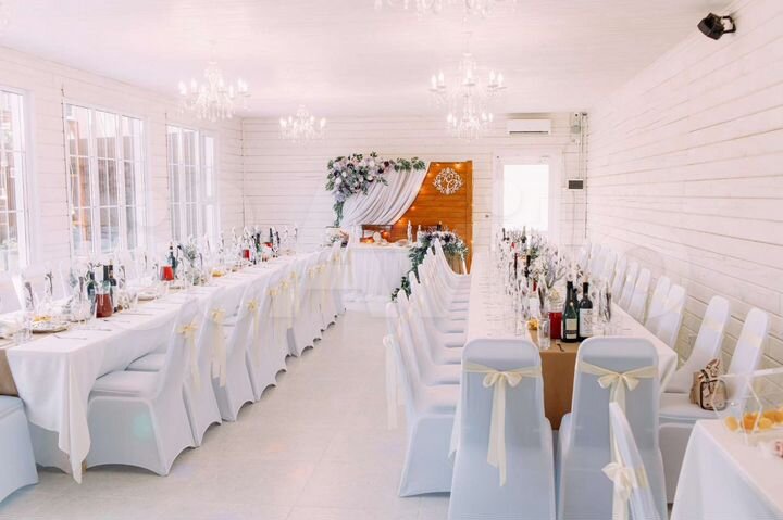 Коттедж 270 м² на участке 12 сот.