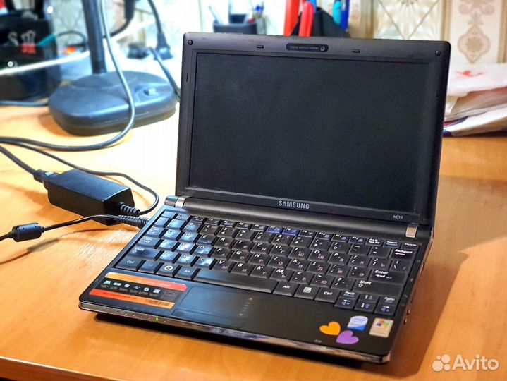 Нетбук Samsung NP-NC10