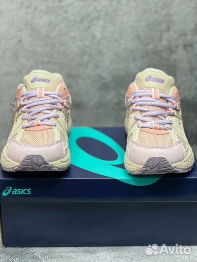 Кроссовки asics