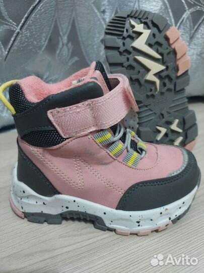 Ботинки демисезонные для девочки 22 размер