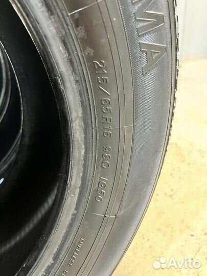 Yokohama Ice Guard IG50 215/65 R16