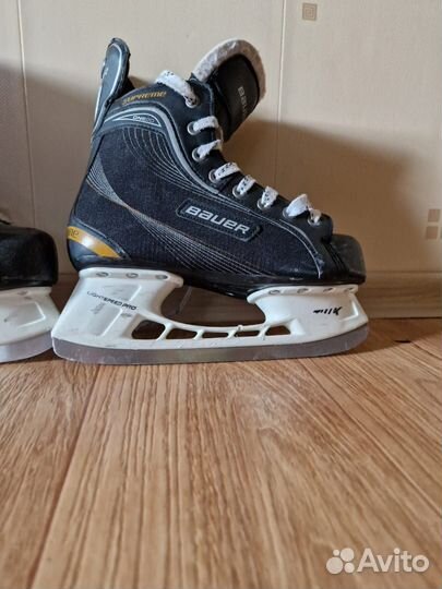 Хоккейные коньки bauer