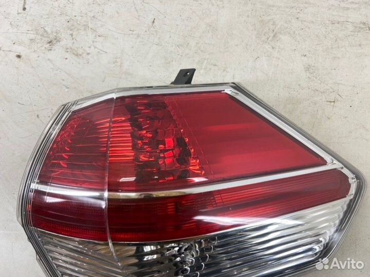 Фонарь задний правый Nissan X-Trail T32 2014
