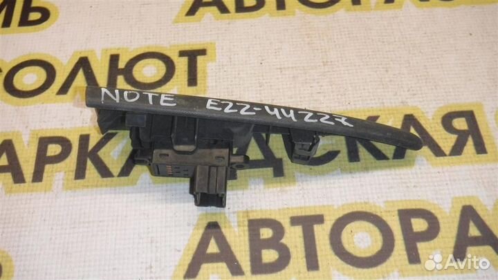Кнопка стеклоподъемника Nissan Note (E11) 2004-20