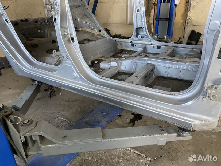 Порог правый Kia Rio (QB) III (2011–2015)