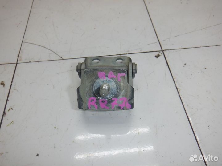 Петля двери багажника Citroen C4