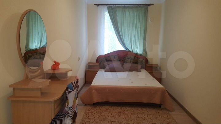 2-к. квартира, 40 м², 1/3 эт.