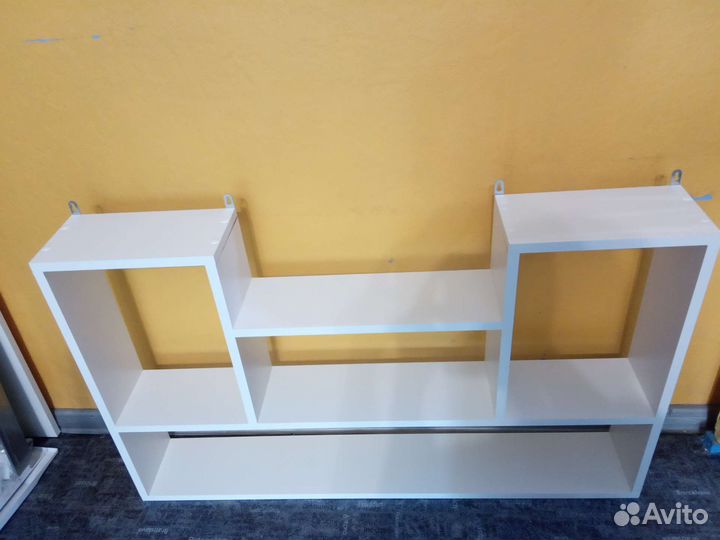 Полка настенная навесная новая