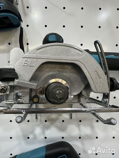 Дисковая пила ivasaki 18V (только тушка)