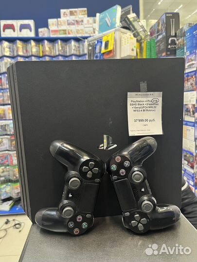 Sony playstation 4 pro 2tb sshd 2 геймпада + игры