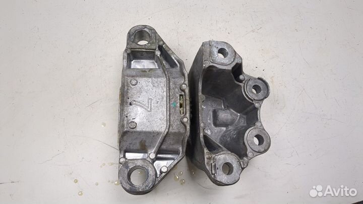 Подушка крепления двигателя Ford Escape 2020, 2022