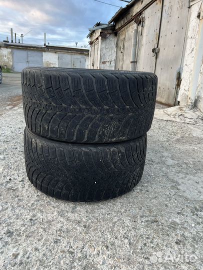 Kumho Radial 857 265/35 R18