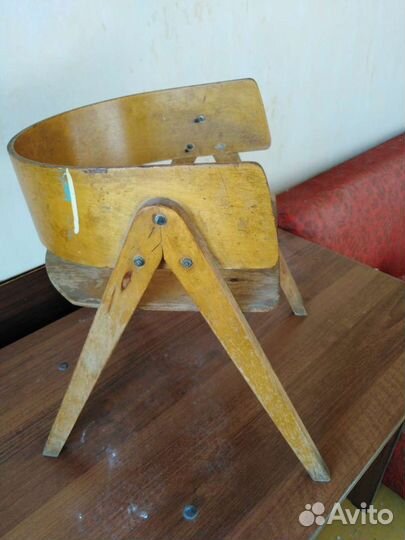 Детский стульчик ретро 1968г. Крепкий, надёжный