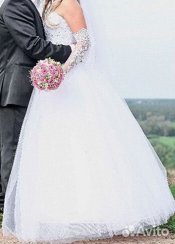 Свадебное платье в отличном состояние